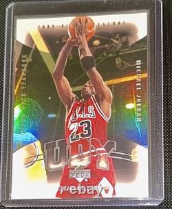 Michael Jordan Upper Deck 00-01 NBA Legends Yearbook Insert Y1 Bulls Card Rare