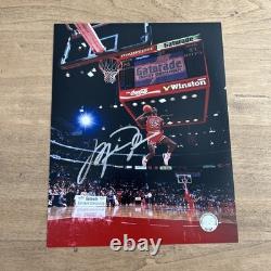 Michael Jordan autographed 8x10 Dunking Photo with COA Auto Chicago Bulls GOAT