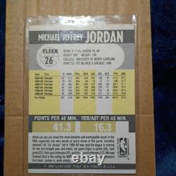 Michael Jordan flare 1990 dunk card mint condition blue and red border