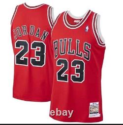 Mitchell & Ness Michael Jordan #23 Hardwood Classics 97-98 Stitched Jersey