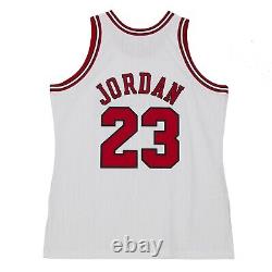 Mitchell & Ness Michael Jordan Chicago Bulls 1997-98 Home Finals Jersey NEW