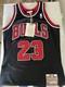 Mitchell & Ness Michael Jordan Chicago Bulls Jersey Adult S 97-98 Authentic NBA