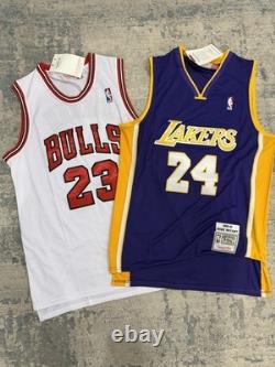 NBA BASKETBALL JERSEY BUNDLE LOT Mens Size Large Michael Jordan & Kobe Bryant