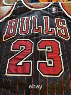NEW! Authentic Vintage Champion Chicago Bulls Michael Jordan Basketball Jersey