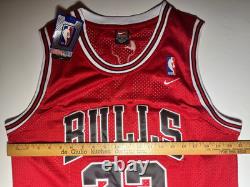 NEW Michael Jordan #23 Chicago Bulls 2009 Nike Swingman Throwback Jersey NBA MED