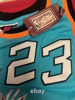 NEW wTAGS Mitchell & Ness Authentic Michael Jordan All-Star 1996 Sz 44 L Air J