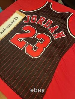NEW wTAGS Mitchell & Ness Authentic Michael Jordan Bulls sz 44 L Air Jordan Pin