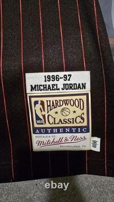 NWOT 100% Authentic Michael Jordan Mitchell & Ness 96 97 Bulls Jersey Size 40 M