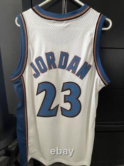 NWT 2000s whiteAuthentic Michael Jordan Nike Washington Wizards Jersey Size M 40