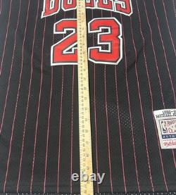 NWT Michael Jordan #23 Black Pinstripes Chicago Bulls Mitchell & Ness 96-97 XL