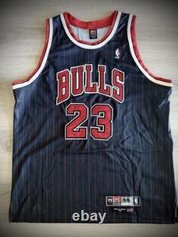Nike Authentic Jordan Chicago Bulls Pinstriped/rookie Jerseys Sz 56 Flight 8403