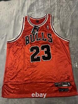 Nike Authentic Michael Jordan Chicago Bulls 23 Jersey Red XXL Flight 8403