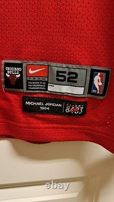 Nike Flight 8403 Michael Jordan Chicago Bulls Vintage Jersey Rookie, Size 52
