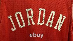 Nike Flight 8403 Michael Jordan Chicago Bulls Vintage Jersey Rookie, Size 52