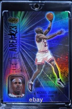 RARE 1998-99 Upper Deck Ionix Area 23 Michael Jordan Refractor #A7 Mojo Bulls