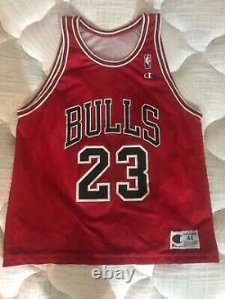 Rare Vintage Jordan Bulls 23 Red/White Reversible Champion Jersey (Never Worn)