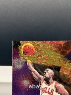 SkyBox Metal Universe 1997-98 Michael Jordan #23 Chicago Bulls Pretty Clean