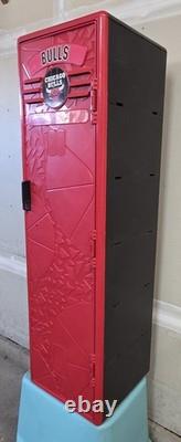 Vintage 1993 Chicago Bulls Suncast Plastic Locker 48