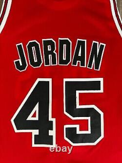 Vintage 90's Michael Jordan Chicago Bulls #45 Champion Jersey Size 48 XL