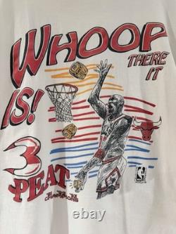 Vintage 90s Chicago Bulls Michael Jordan 3 Peat T Shirt XL NBA USA