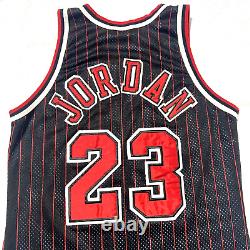 Vintage Authentic Chicago Bulls Michael Jordan Champion Jersey 44 Pinstripe Sewn