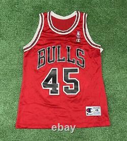 Vintage Brand New Champion Chicago Bulls Michael Jordan Jersey #45 Size 40 Red