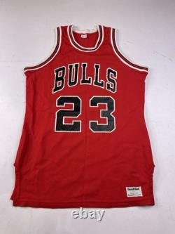 Vintage Michael Jordan #23 Chicago Bulls NBA Sand-Knit Macgregor Jersey Size 42