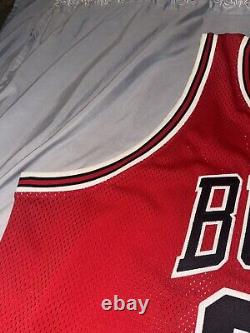 Vintage Nike Authentic Chicago Bulls Michael Jordan NBA Red Jersey RARE SZ XXL