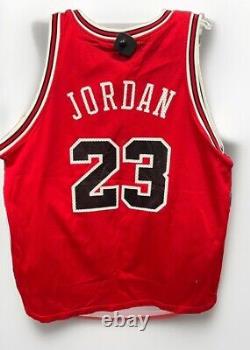 Vintage Nike Team Chicago Bulls Michael Jordan #23 Basketball Jersey